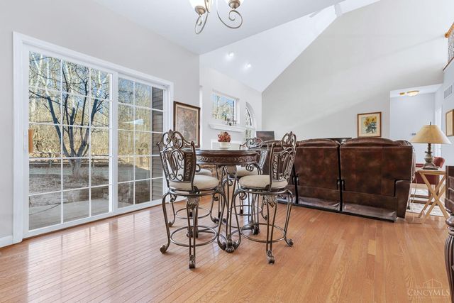 10712 Carolina Pines Drive, Harrison, OH 45030