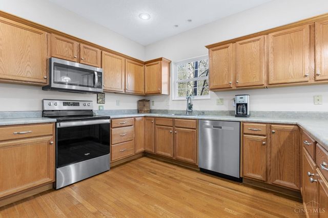 10712 Carolina Pines Drive, Harrison, OH 45030