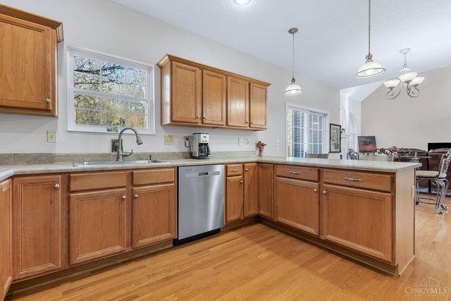 10712 Carolina Pines Drive, Harrison, OH 45030