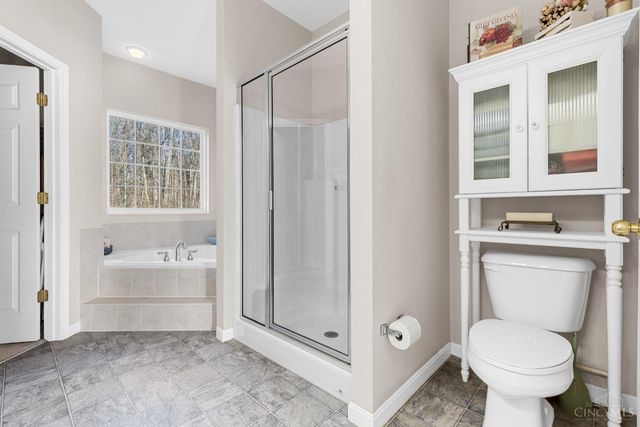 10712 Carolina Pines Drive, Harrison, OH 45030