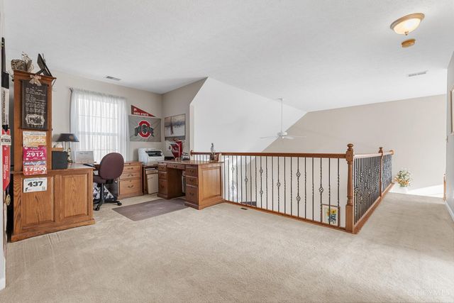 10712 Carolina Pines Drive, Harrison, OH 45030