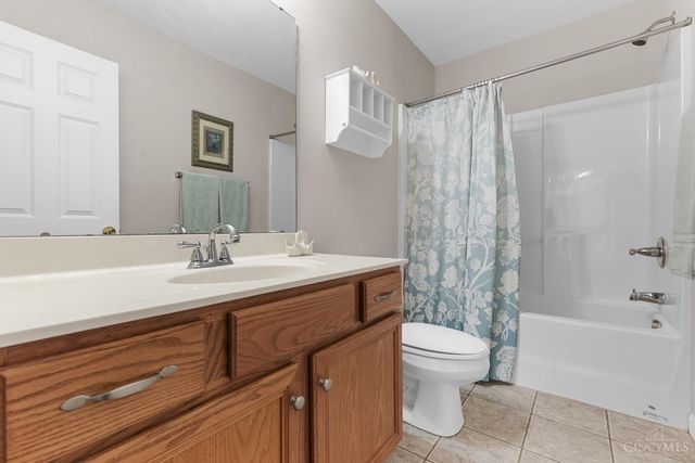 10712 Carolina Pines Drive, Harrison, OH 45030