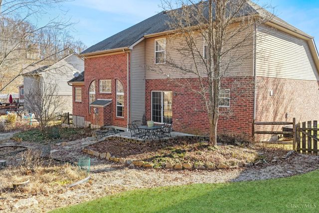 10712 Carolina Pines Drive, Harrison, OH 45030