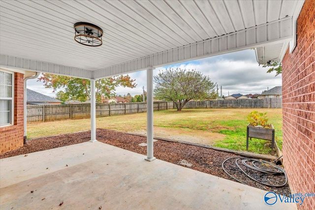 207 Steppe Court, Huntsville, AL 35811