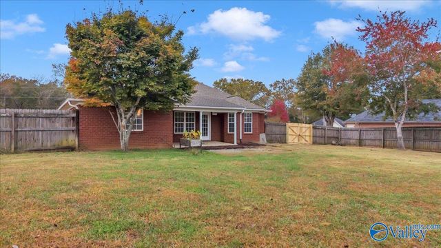 207 Steppe Court, Huntsville, AL 35811