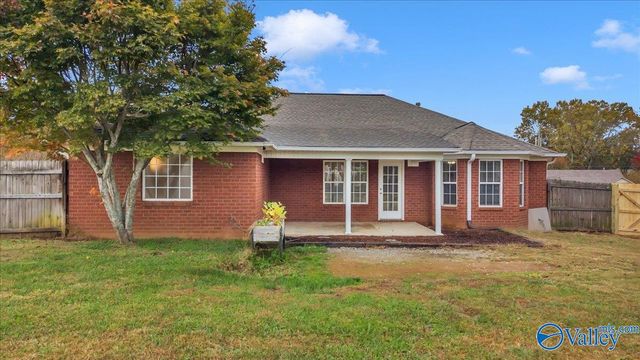 207 Steppe Court, Huntsville, AL 35811