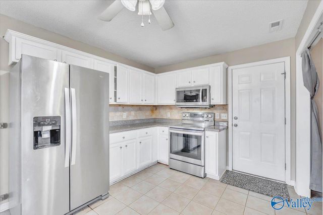 207 Steppe Court, Huntsville, AL 35811