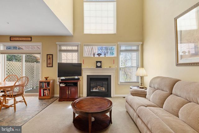 136 SUNNYHILL DR, Exton, PA 19341