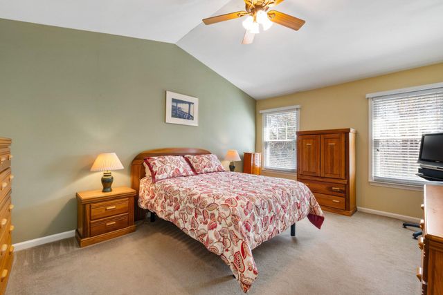 136 SUNNYHILL DR, Exton, PA 19341