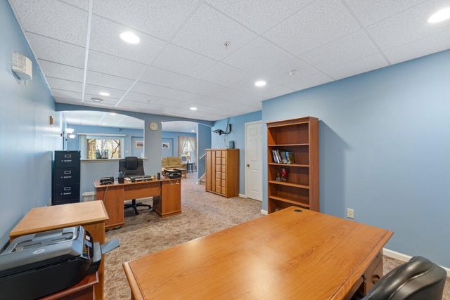 136 SUNNYHILL DR, Exton, PA 19341