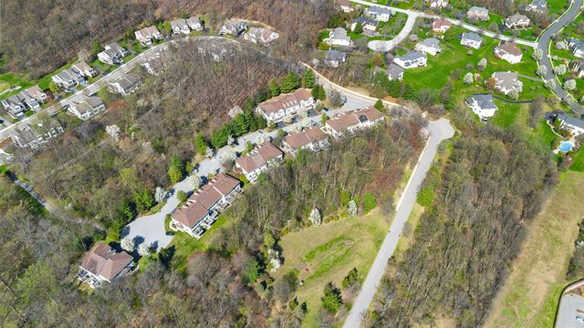 136 SUNNYHILL DR, Exton, PA 19341