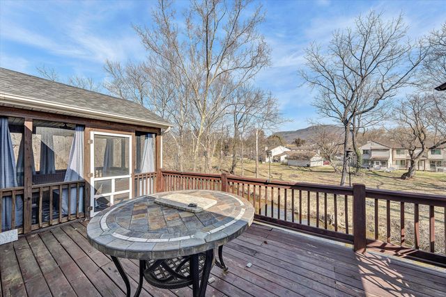 1334 MILLER'S LANDING CIR, Roanoke, VA 24019