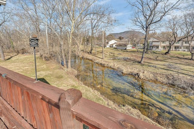 1334 MILLER'S LANDING CIR, Roanoke, VA 24019