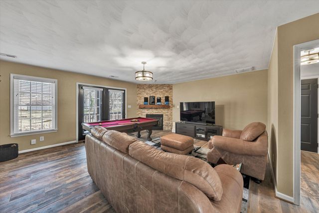 1334 MILLER'S LANDING CIR, Roanoke, VA 24019