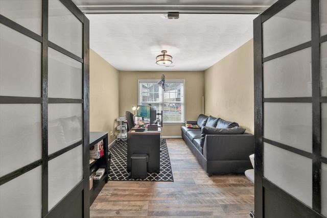 1334 MILLER'S LANDING CIR, Roanoke, VA 24019