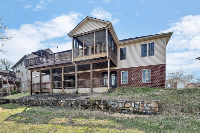 1334 MILLER'S LANDING CIR, Roanoke, VA 24019