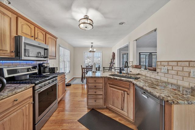 1334 MILLER'S LANDING CIR, Roanoke, VA 24019