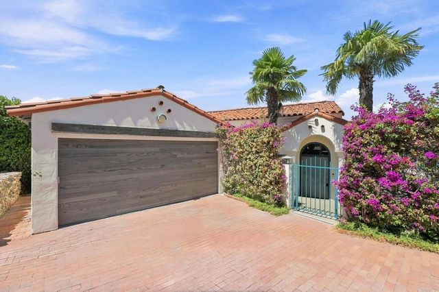 7631 Hillside Drive, La Jolla, CA 92037