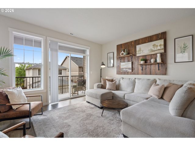 28542 Sw VILLEBOIS Dr, Wilsonville, OR 97070