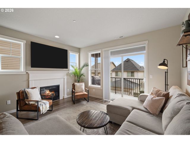 28542 Sw VILLEBOIS Dr, Wilsonville, OR 97070