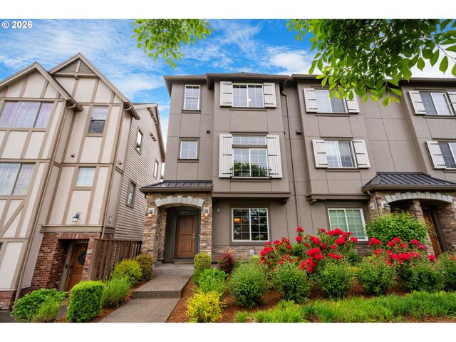 28542 Sw VILLEBOIS Dr, Wilsonville, OR 97070