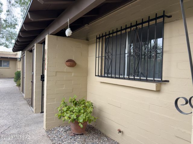 2860 N Beverly Avenue, Tucson, AZ 85712