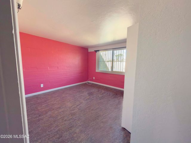 2860 N Beverly Avenue, Tucson, AZ 85712