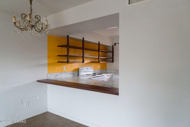 2860 N Beverly Avenue, Tucson, AZ 85712