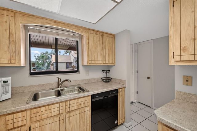 15770 WINDWARD WAY CIRCLE 2204, Fort Myers, FL 33908