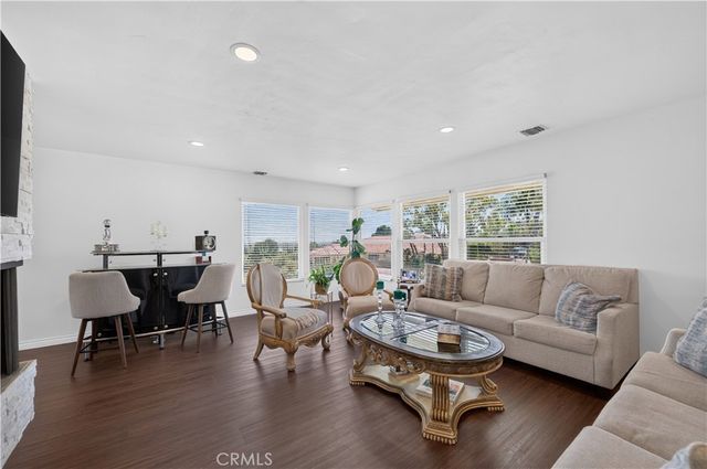 9400 Portada Drive, Whittier, CA 90603