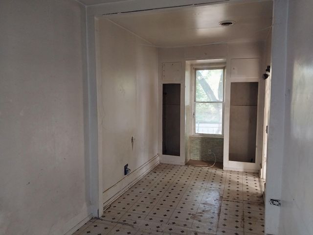 1810 Carroll Street, Saginaw, MI 48601