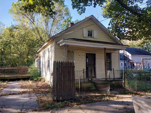 1810 Carroll Street, Saginaw, MI 48601