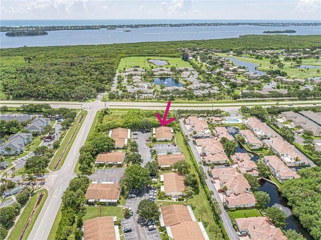 441 7th Place 441, Vero Beach, FL 32962