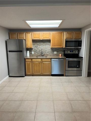 441 7th Place 441, Vero Beach, FL 32962