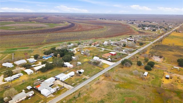 868 Fm 888, Mathis, TX 78368