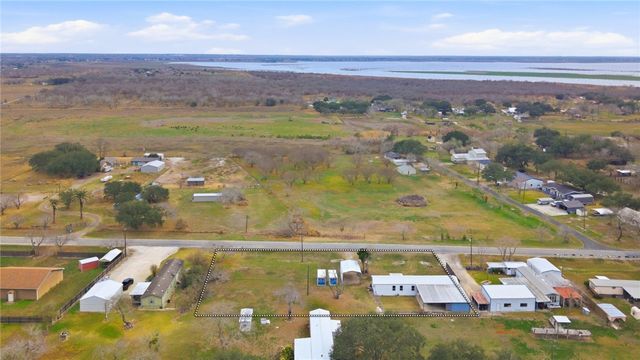 868 Fm 888, Mathis, TX 78368