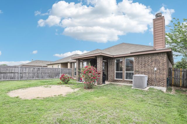 5913 Comanche Peak Drive, Fort Worth, TX 76179