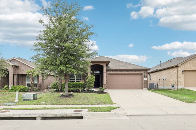 5913 Comanche Peak Drive, Fort Worth, TX 76179