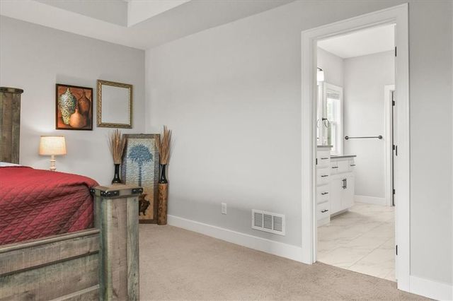 9020 SE 2nd Street, Blue Springs, MO 64064