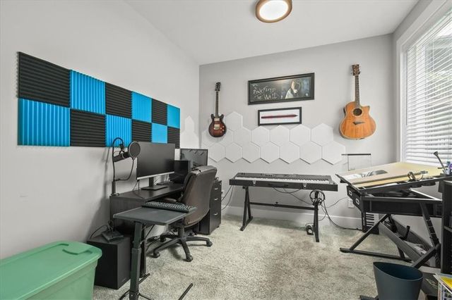 9020 SE 2nd Street, Blue Springs, MO 64064