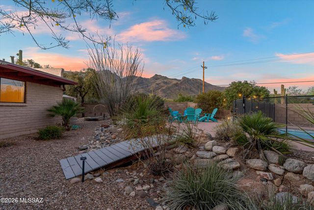 6532 N Burro Creek Place, Tucson, AZ 85718