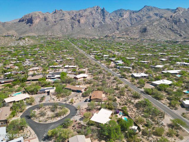 6532 N Burro Creek Place, Tucson, AZ 85718