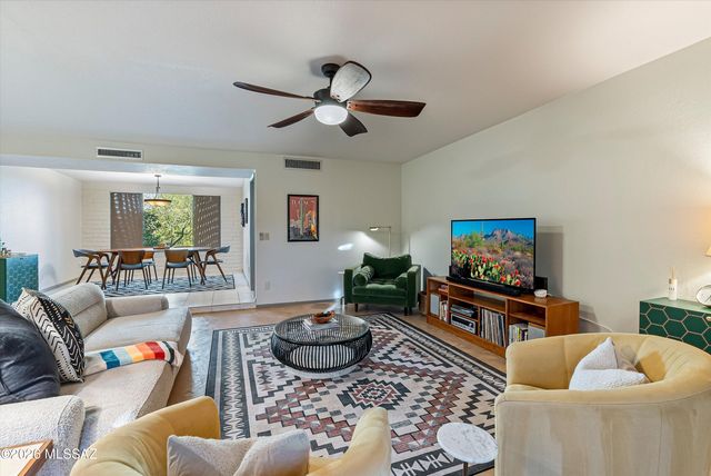 6532 N Burro Creek Place, Tucson, AZ 85718