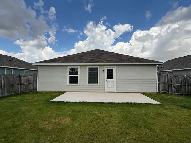 11819 Arkoma Drive, Rhome, TX 76078