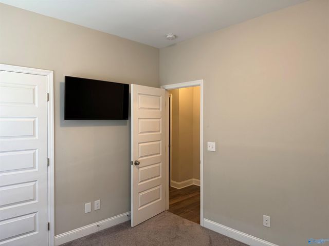 425 Ronnie Drive, Hartselle, AL 35640