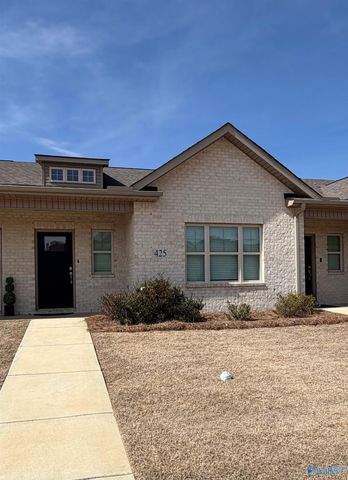 425 Ronnie Drive, Hartselle, AL 35640