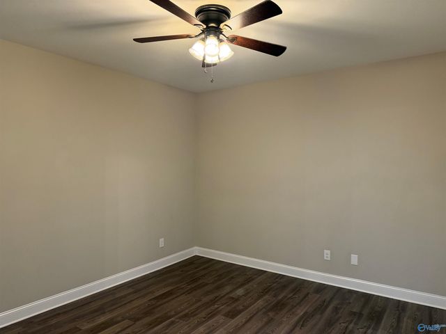 425 Ronnie Drive, Hartselle, AL 35640