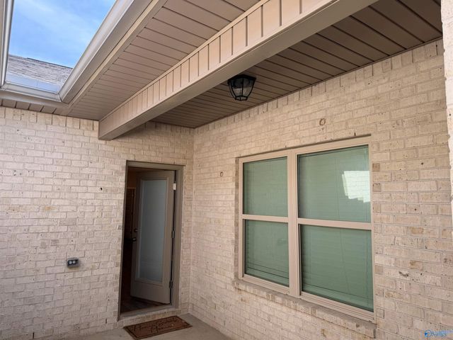 425 Ronnie Drive, Hartselle, AL 35640