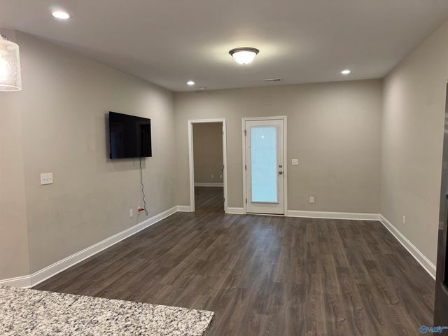 425 Ronnie Drive, Hartselle, AL 35640