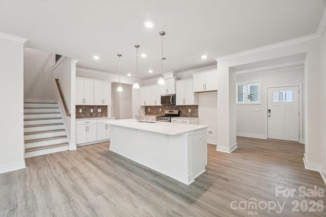7589 Bainbridge Road, Sherrills Ford, NC 28673